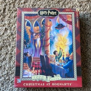 “Christmas at Hogwarts” 1000 pc Harry Potter puzzle